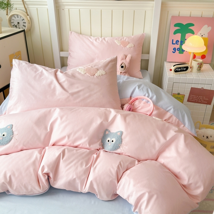 91家纺网 家纺一手货源 找家纺 锦觅 2025新款学生季全棉纯棉毛巾绣三件套奶油小清新刺绣四件套（全文件大图以及买家秀） 甜心小猫