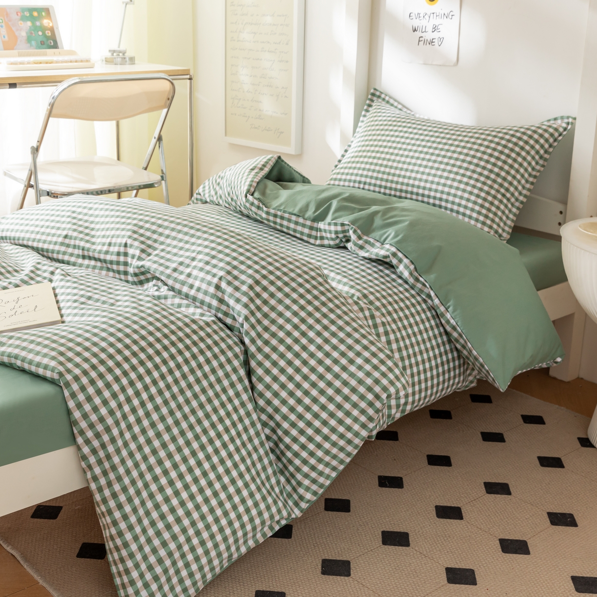 91家纺网 家纺一手货源 找家纺 贝兰仙奴 2025新款13372全棉印花简约学生三件套 绿小格