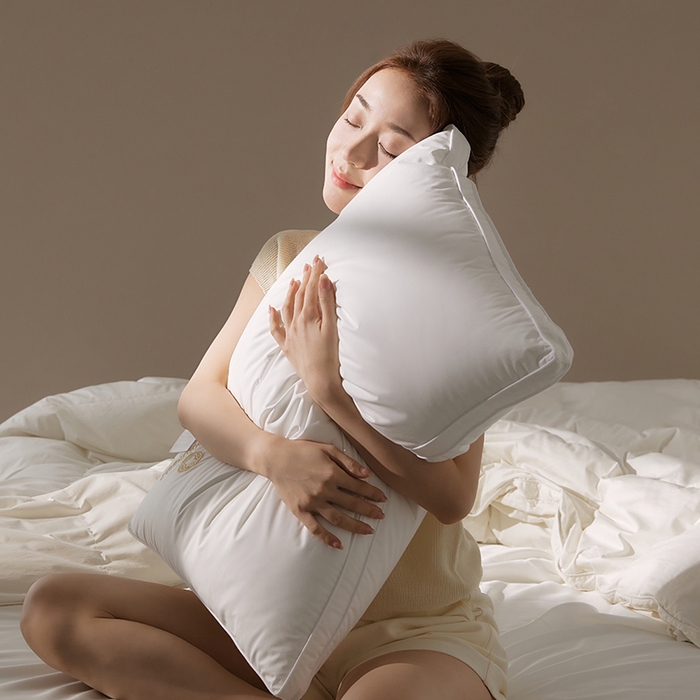 91家纺网 家纺一手货源 找家纺 微枕芯 2025春夏新款微米酒店软枕芯枕头枕芯单枕芯 立体软中枕（1200克）超软-偏低 48x74cm单枕/只