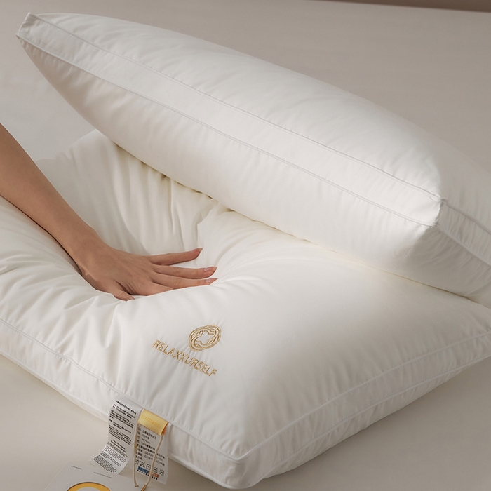 91家纺网 家纺一手货源 找家纺 微枕芯 2025春夏新款微米酒店软枕芯枕头枕芯单枕芯 立体软中枕（1200克）软硬适中 48x74cm单枕/只