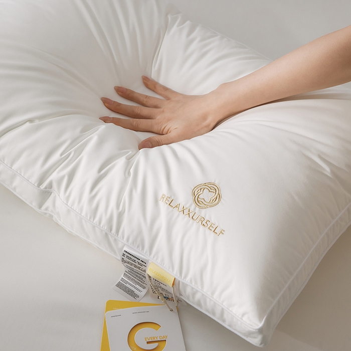 91家纺网 家纺一手货源 找家纺 微枕芯 2025春夏新款微米酒店软枕芯枕头枕芯单枕芯 立体软中枕（1200克）软硬适中 48x74cm单枕/只