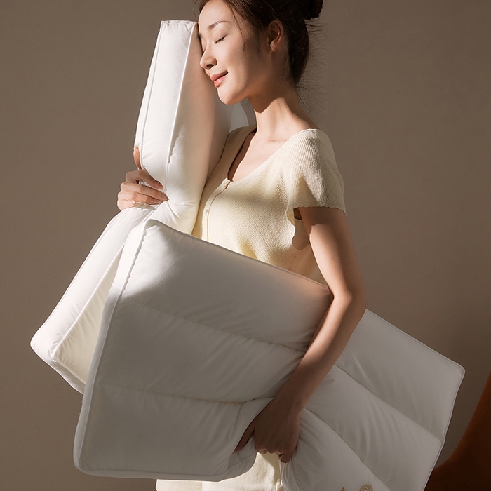 91家纺网 家纺一手货源 找家纺 微枕芯 2025春夏新款微米酒店软枕芯枕头枕芯单枕芯 立体软高枕（1300克）软高枕 48x74cm单枕/只