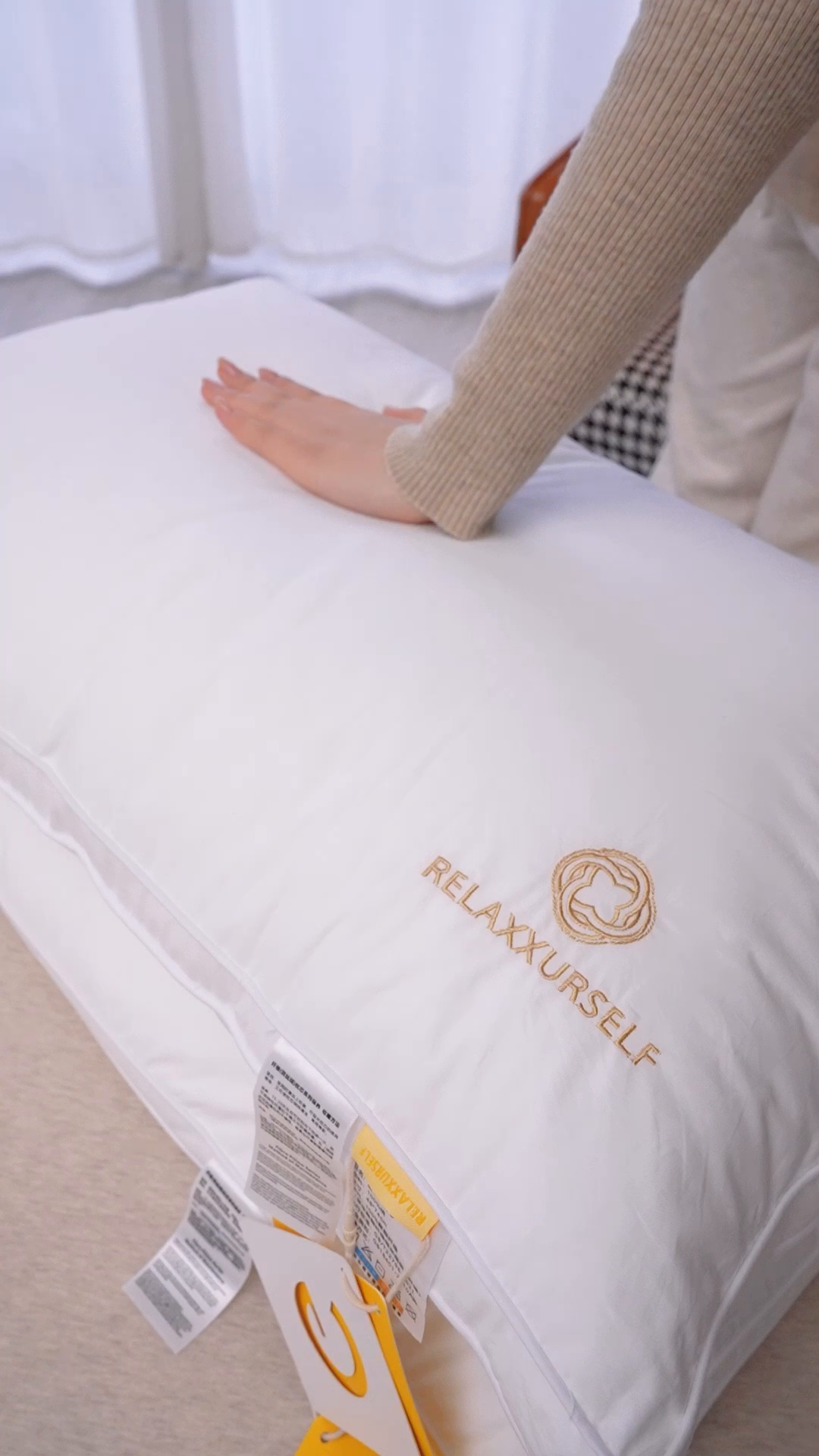 91家纺网 家纺一手货源 找家纺 微枕芯 2025春夏新款微米酒店软枕芯枕头枕芯单枕芯 定型护颈中枕（1200克）低平 48x74cm单枕/只