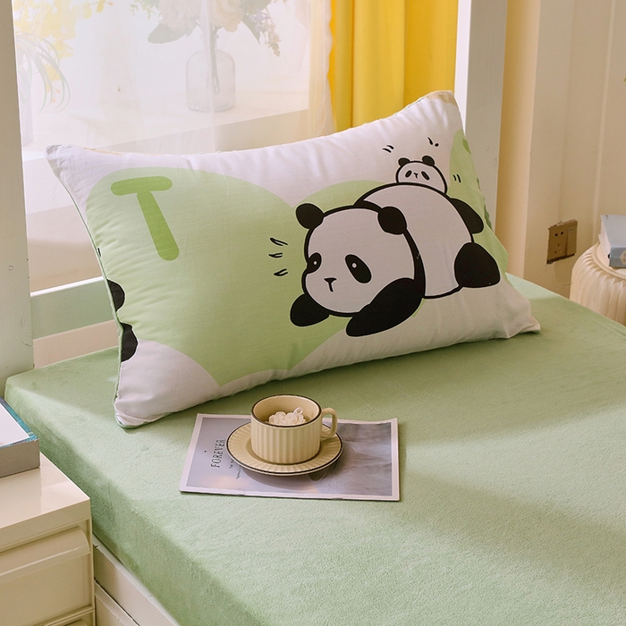 91家纺网 家纺一手货源 找家纺 金鑫汇2025新款学生上下铺棉加豆豆绒三件套 可爱熊猫