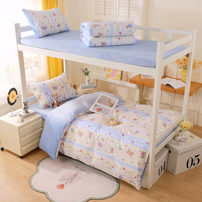 91家纺网 家纺一手货源 找家纺 金鑫汇2025新款学生上下铺棉加豆豆绒三件套 快乐萌兔