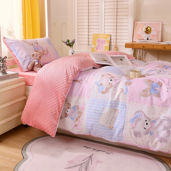 91家纺网 家纺一手货源 找家纺 金鑫汇2025新款学生上下铺棉加豆豆绒三件套 熊熊精灵