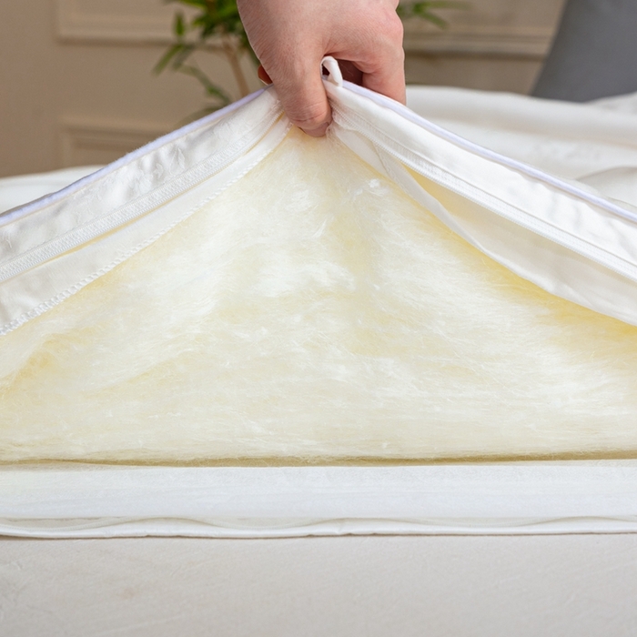 91家纺网 家纺一手货源 找家纺 蚕阿婆2025新款正宗天丝提花桑蚕丝被柞蚕丝春秋冬被禾槿 白色-禾槿