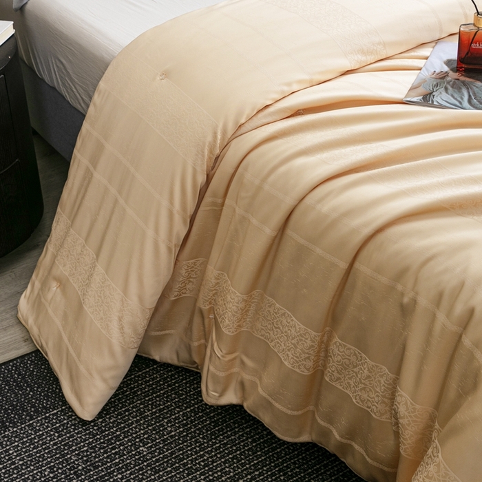 91家纺网 家纺一手货源 找家纺 （总）蚕阿婆2025新款6A双宫茧蚕丝被芯蚕阿婆提花蚕丝被芯-索若亚