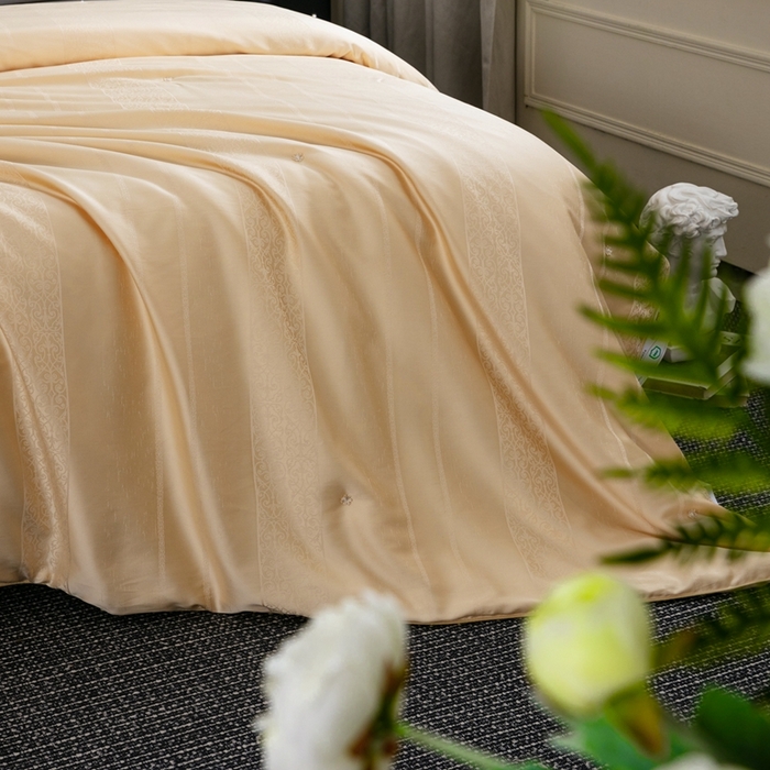 91家纺网 家纺一手货源 找家纺 （总）蚕阿婆2025新款6A双宫茧蚕丝被芯蚕阿婆提花蚕丝被芯-索若亚