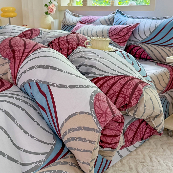 91家纺网 家纺一手货源 找家纺 梵巢家纺 芦荟棉被套，被罩化纤被套  片片梦境