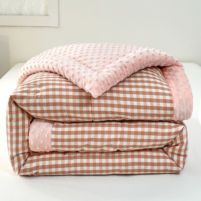鸣升家纺 2025新款全棉豆豆被被子被芯 粉小格