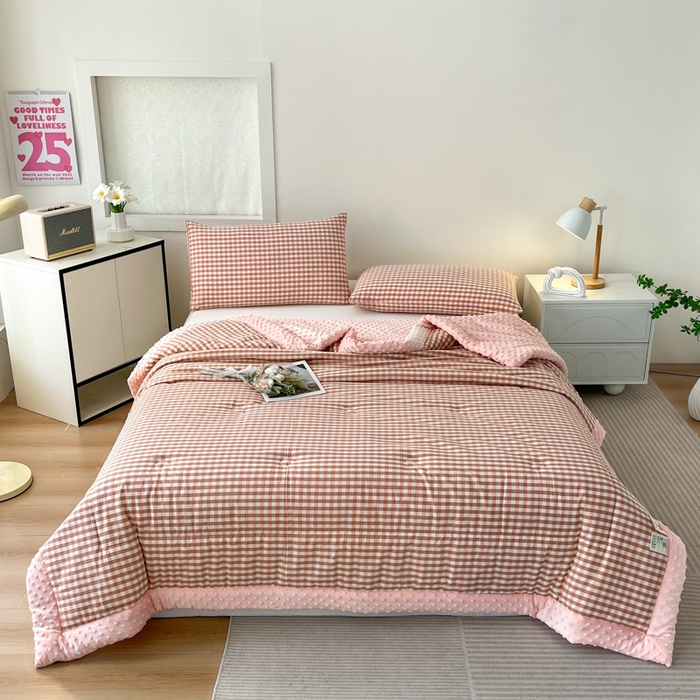 91家纺网 家纺一手货源 找家纺 鸣升家纺 2025新款全棉豆豆被被子被芯 粉小格