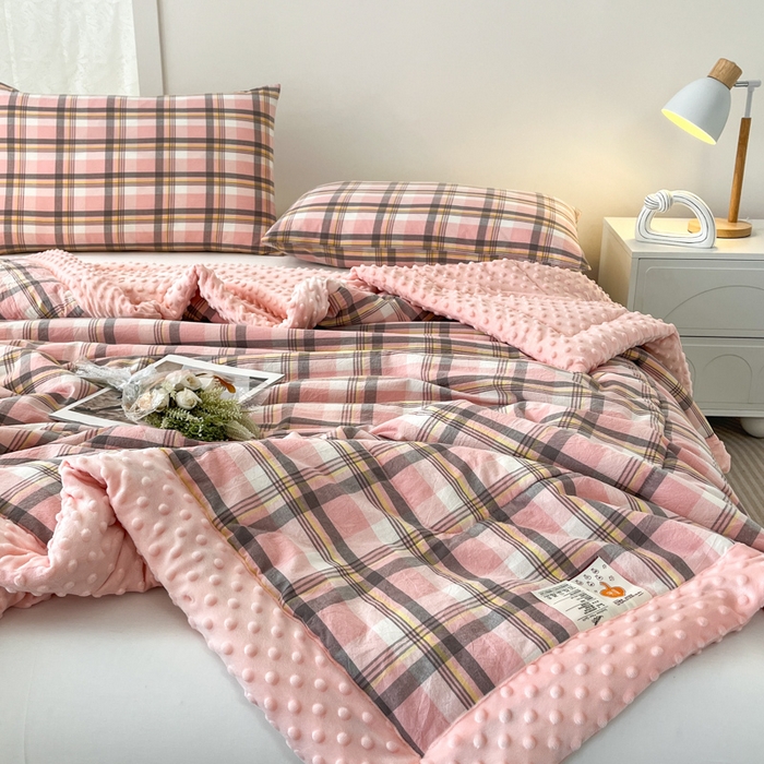 91家纺网 家纺一手货源 找家纺 鸣升家纺 2025新款全棉豆豆被被子被芯 莫妮卡粉