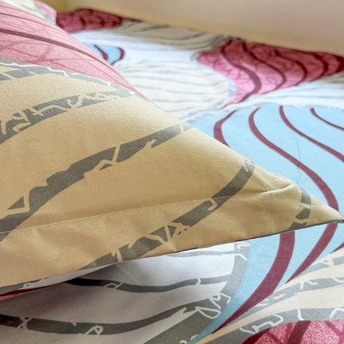 91家纺网 家纺一手货源 找家纺 梵巢家纺 2025新款芦荟棉四件套和单品印花四件套 床笠款四件套 片片梦境