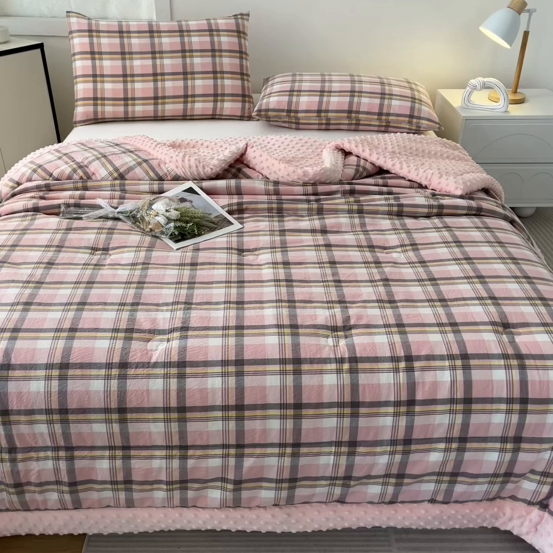 91家纺网 家纺一手货源 找家纺 鸣升家纺 2025新款全棉豆豆被被子被芯 莫妮卡粉