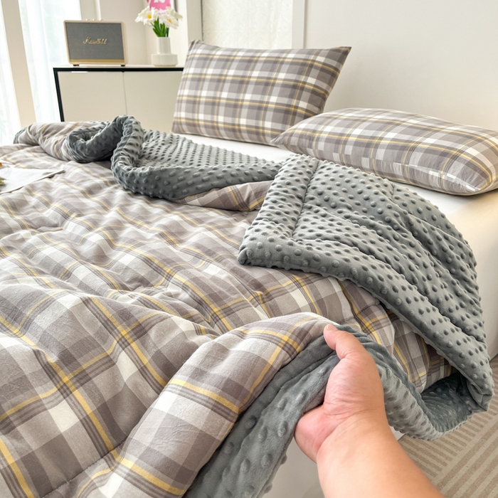 91家纺网 家纺一手货源 找家纺 鸣升家纺 2025新款全棉豆豆被被子被芯 莫妮卡灰