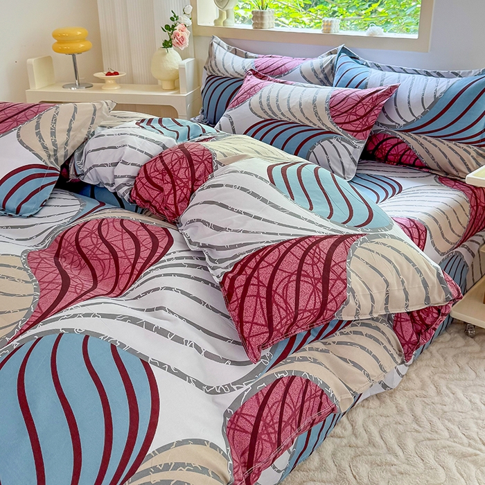 91家纺网 家纺一手货源 找家纺 梵巢家纺 芦荟棉三四件套，床单，被套，枕套化纤四件套 片片梦境