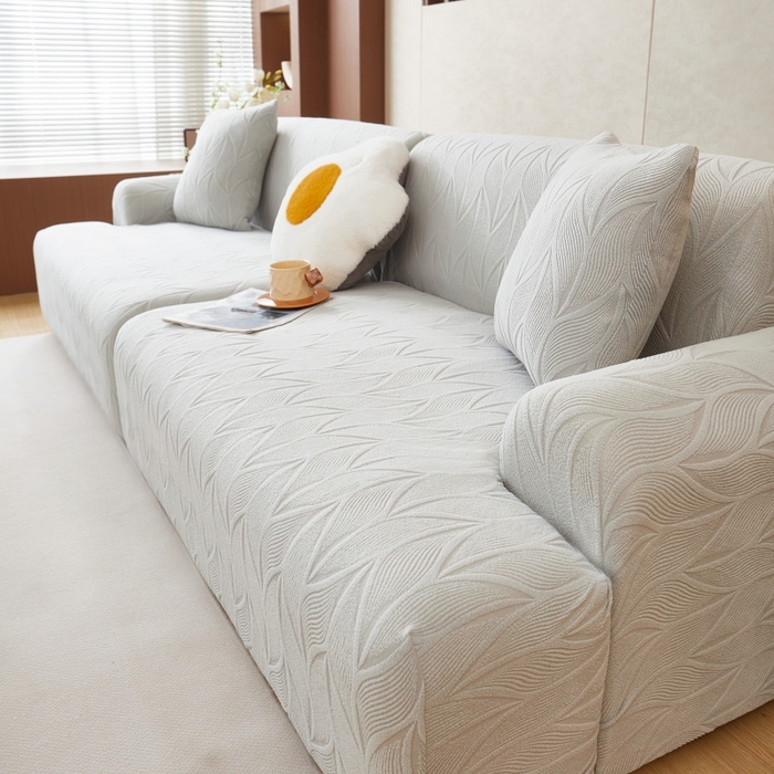 91家纺网 家纺一手货源 找家纺 丝绮鹿 2025新款雕花绒玉叶沙发套直排松紧款 玉叶-浅灰