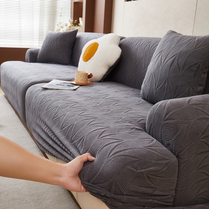 91家纺网 家纺一手货源 找家纺 丝绮鹿 2025新款雕花绒玉叶沙发套直排松紧款 玉叶-深灰