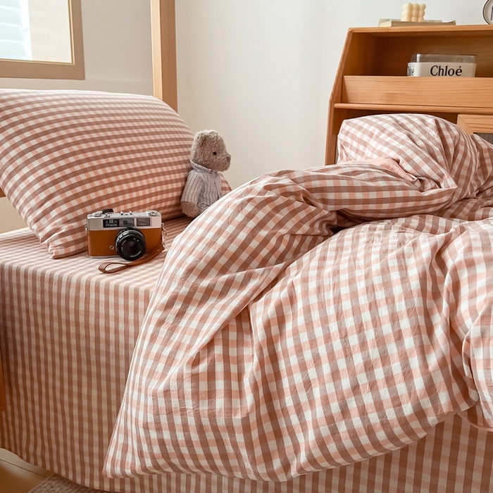 91家纺网 家纺一手货源 找家纺 鸣升家纺 2025新款全棉纯棉色织水洗棉学生三件套 粉小格