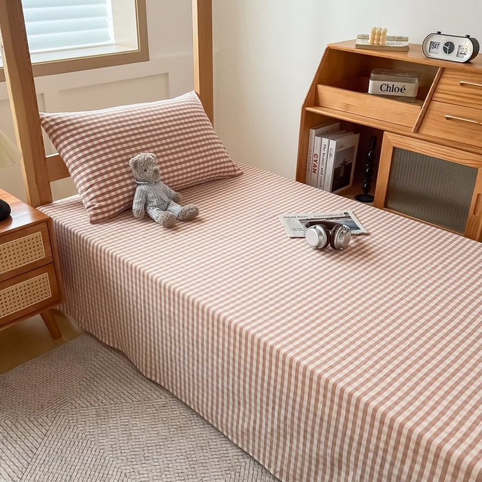 91家纺网 家纺一手货源 找家纺 鸣升家纺 2025新款全棉纯棉色织水洗棉学生三件套 粉小格