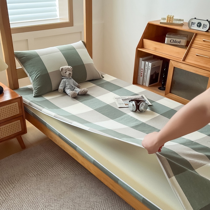 91家纺网 家纺一手货源 找家纺 鸣升家纺 2025新款全棉纯棉色织水洗棉学生三件套 绿大格