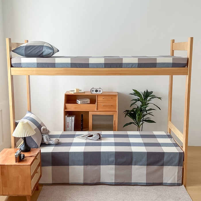 91家纺网 家纺一手货源 找家纺 鸣升家纺 2025新款全棉纯棉色织水洗棉学生三件套 米粽丈青格