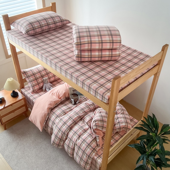 91家纺网 家纺一手货源 找家纺 鸣升家纺 2025新款全棉纯棉色织水洗棉学生三件套 莫妮卡粉