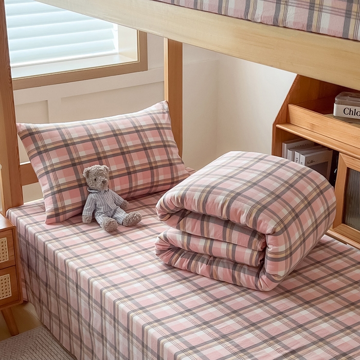 91家纺网 家纺一手货源 找家纺 鸣升家纺 2025新款全棉纯棉色织水洗棉学生三件套 莫妮卡粉