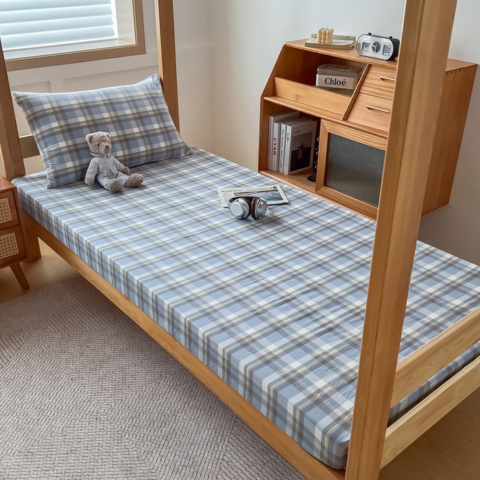 91家纺网 家纺一手货源 找家纺 鸣升家纺 2025新款全棉纯棉色织水洗棉学生三件套 莫妮卡兰