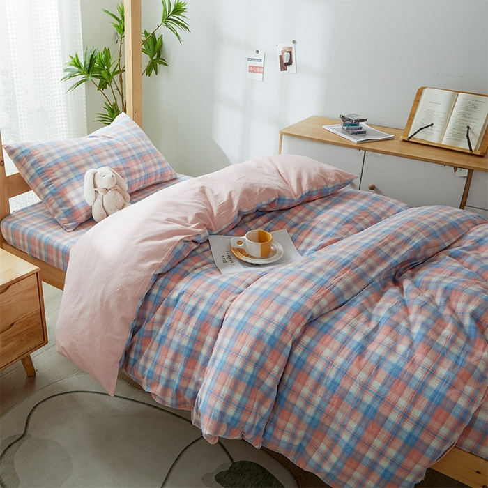 91家纺网 家纺一手货源 找家纺 鸣升家纺 2025新款全棉纯棉色织水洗棉学生三件套 星空粉