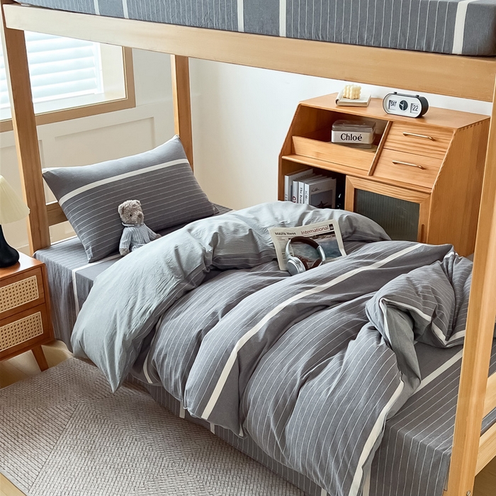 91家纺网 家纺一手货源 找家纺 九沐良品 2025新款全棉纯棉色织水洗棉学生三件套宿舍三件套上下铺三件套 灰条