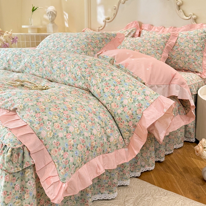 91家纺网 家纺一手货源 找家纺 美达家纺 2025新款韩版全棉床裙款床单款四件套 柏林梦境-绿