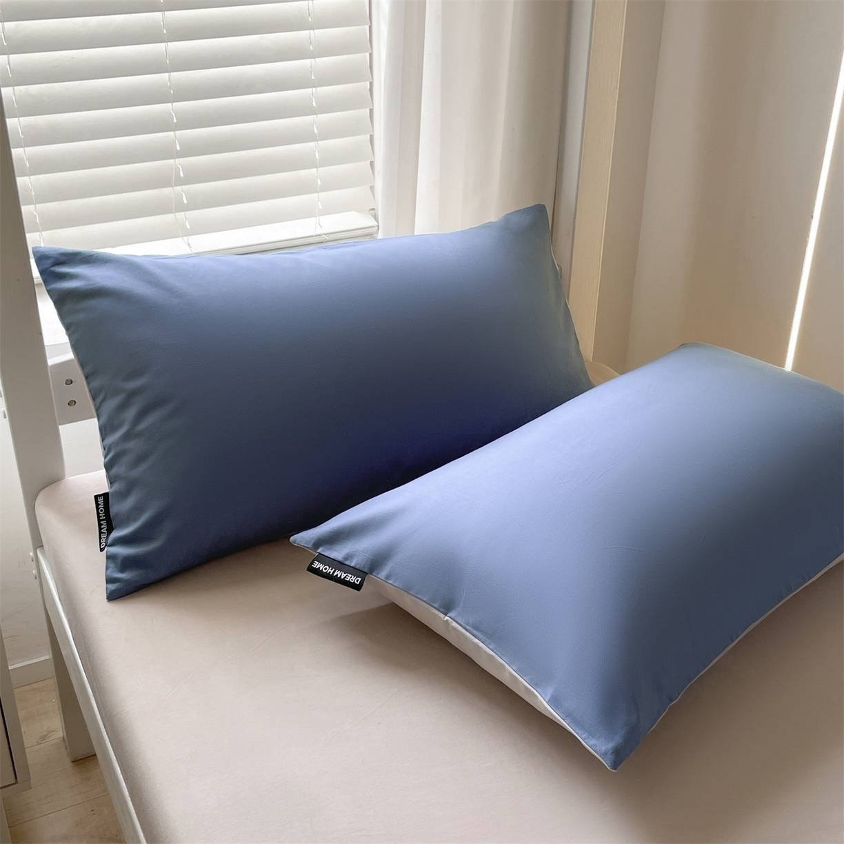 91家纺网 家纺一手货源 找家纺 （总）笙意家纺 2025新款全棉纯棉简约黑标学生三件套