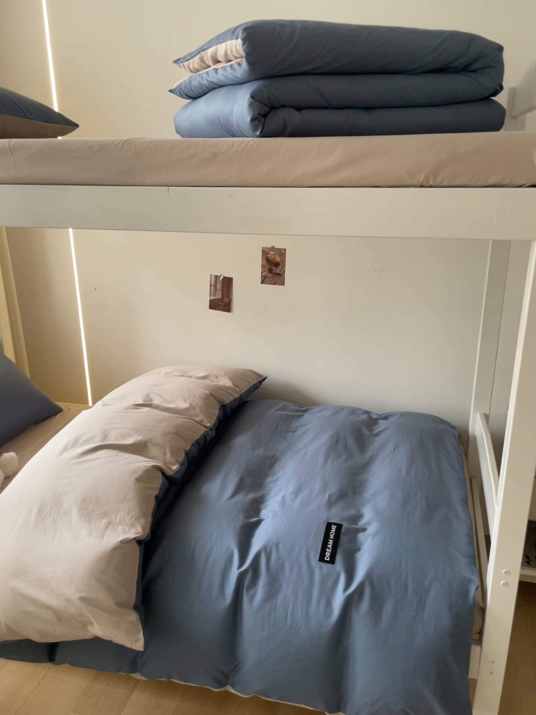 91家纺网 家纺一手货源 找家纺 笙意家纺 2025新款全棉纯棉简约黑标学生三件套 黑标款-宾利蓝+山灰