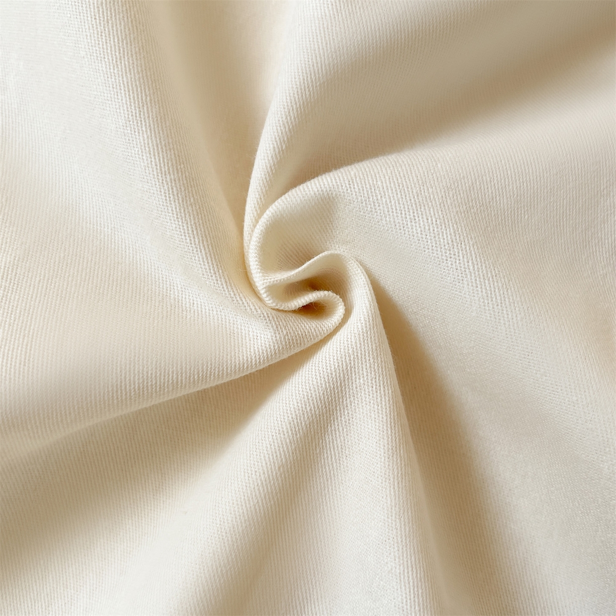 91家纺网 家纺一手货源 找家纺 笙意家纺 2025新款全棉纯棉简约黑标学生三件套 黑标款-奶昔白+奶茶