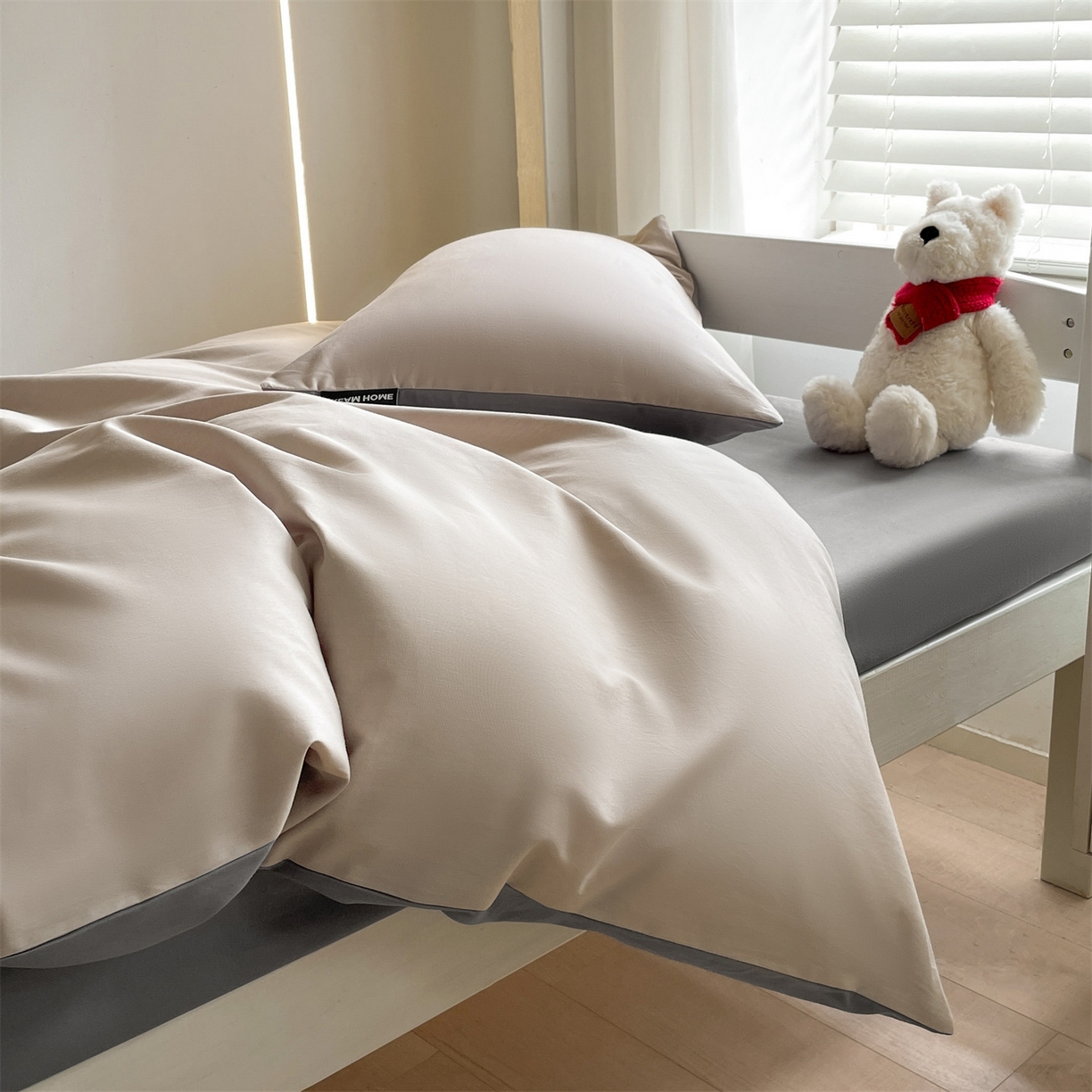 91家纺网 家纺一手货源 找家纺 笙意家纺 2025新款全棉纯棉简约黑标学生三件套 黑标款-山灰+中灰