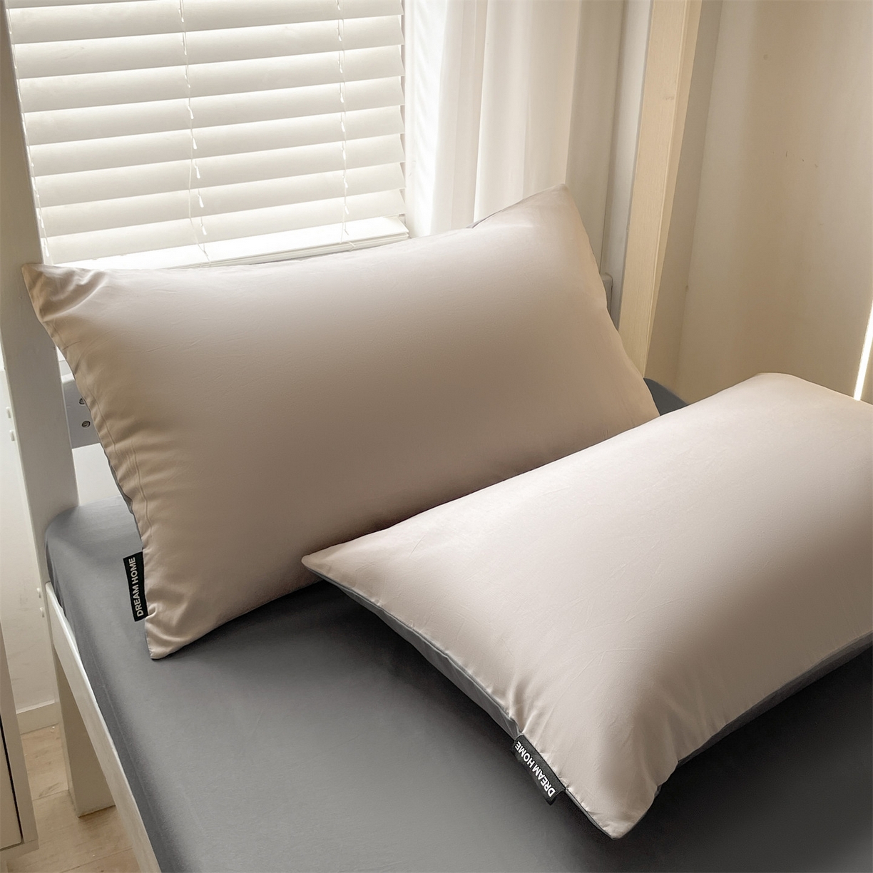 91家纺网 家纺一手货源 找家纺 笙意家纺 2025新款全棉纯棉简约黑标学生三件套 黑标款-山灰+中灰