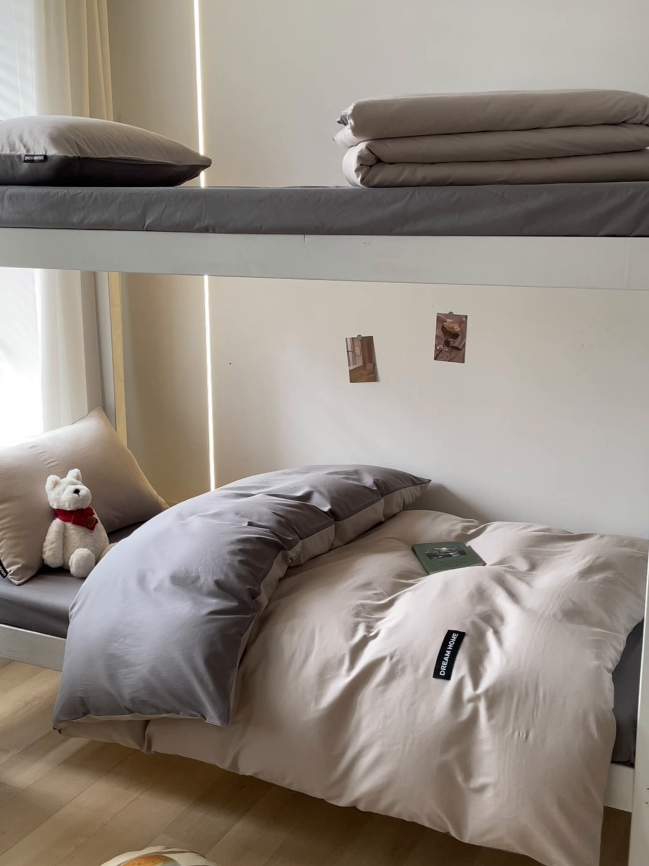 91家纺网 家纺一手货源 找家纺 笙意家纺 2025新款全棉纯棉简约黑标学生三件套 黑标款-山灰+中灰