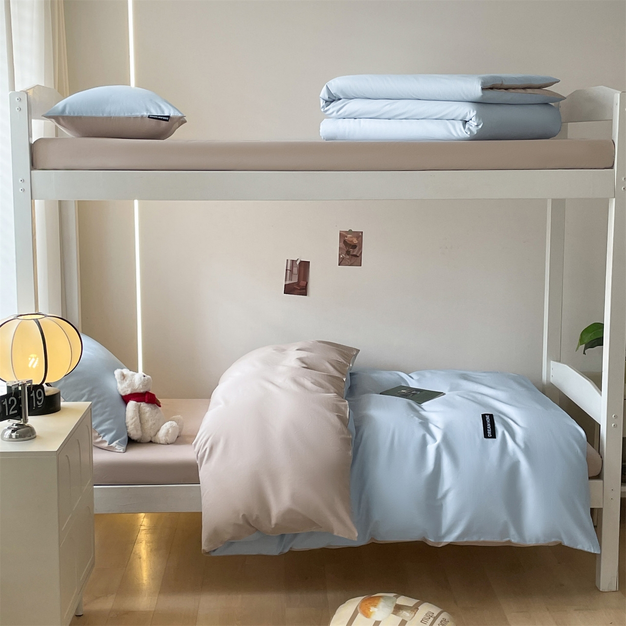 91家纺网 家纺一手货源 找家纺 笙意家纺 2025新款全棉纯棉简约黑标学生三件套 黑标款-天空蓝+山灰