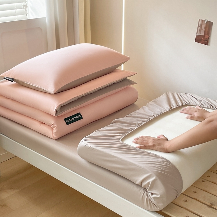 91家纺网 家纺一手货源 找家纺 笙意家纺 2025新款全棉纯棉简约黑标学生三件套 黑标款-奶油粉+山灰