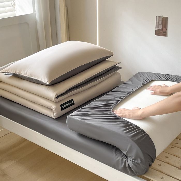 91家纺网 家纺一手货源 找家纺 （总）笙意家纺 2025新款全棉纯棉简约黑标学生三件套