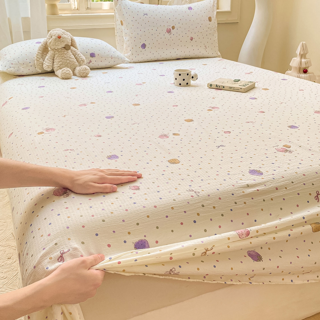 91家纺网 家纺一手货源 找家纺 眠势力 2025新款云感双层纱床单三件套ins奶油风学生宿舍床单四季通用 点点草莓