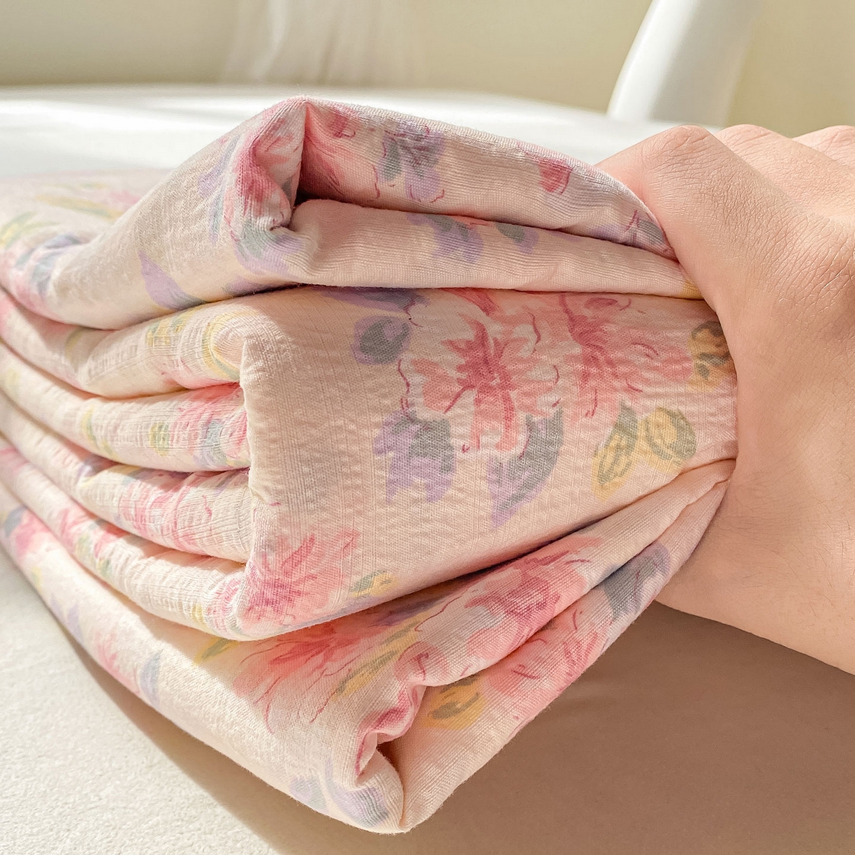 91家纺网 家纺一手货源 找家纺 眠势力 2025新款云感双层纱床单三件套ins奶油风学生宿舍床单四季通用 粉调花海