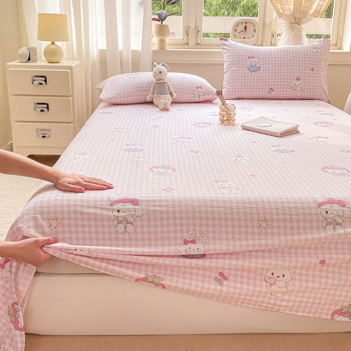 91家纺网 家纺一手货源 找家纺 眠势力 2025新款云感双层纱床单三件套ins奶油风学生宿舍床单四季通用 乖乖兔