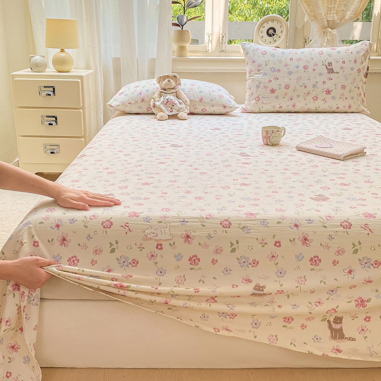 91家纺网 家纺一手货源 找家纺 眠势力 2025新款云感双层纱床单三件套ins奶油风学生宿舍床单四季通用 花丛猫咪