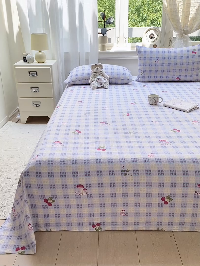 91家纺网 家纺一手货源 找家纺 眠势力 2025新款云感双层纱床单三件套ins奶油风学生宿舍床单四季通用 甜樱蜜语