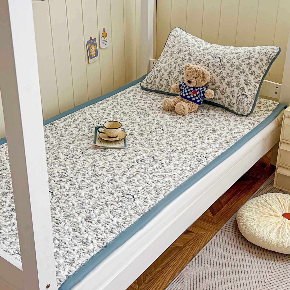 91家纺网 家纺一手货源 找家纺 纽缦家纺 2025新款A类水洗棉学生床垫垫子 花宇时间