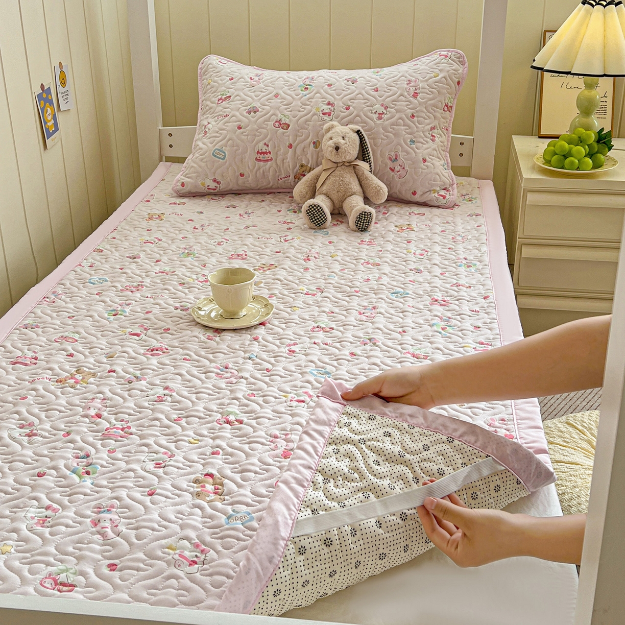 91家纺网 家纺一手货源 找家纺 纽缦家纺 2025新款A类水洗棉学生床垫垫子 软糖猫