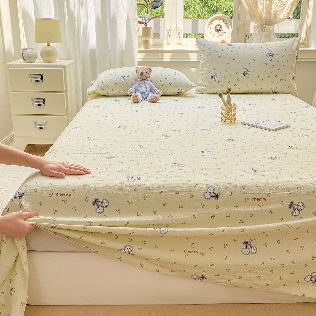 91家纺网 家纺一手货源 找家纺 眠势力 2025新款云感双层纱床单三件套ins奶油风学生宿舍床单四季通用 樱桃丸子